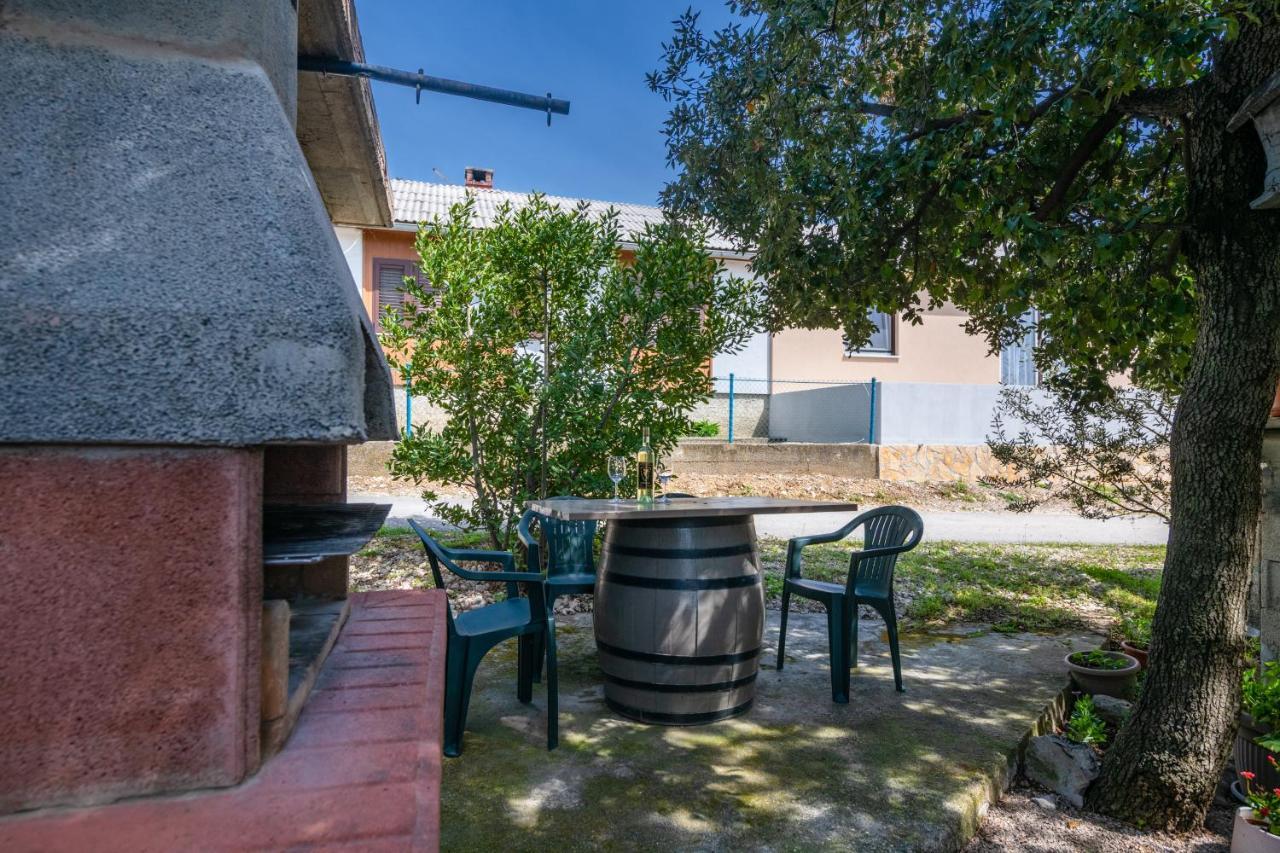 Apartment Dobric Koromačno 외부 사진